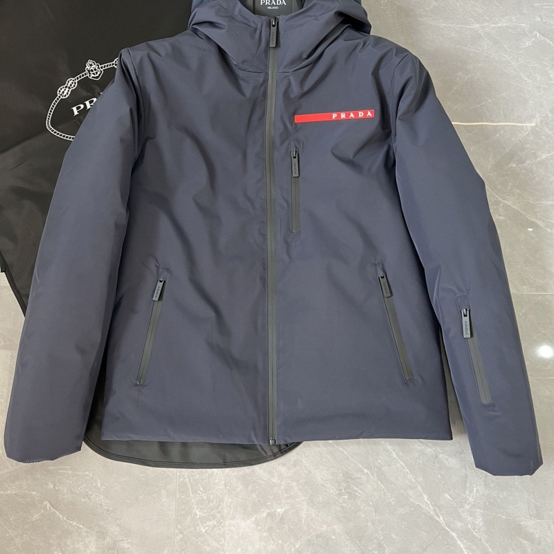 Pra*a down coat